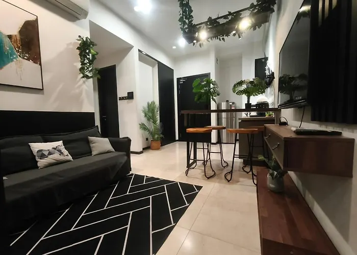 6Pax 2Br Kl118 View 5Min To Train Station