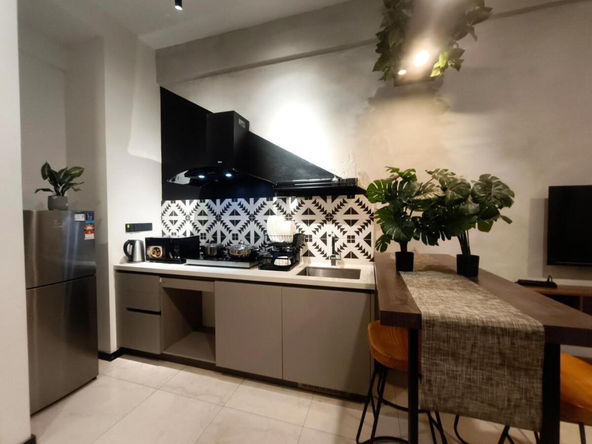 6pax 2br Kl118 View 5min To Train Station Pangsapuri Kuala Lumpur