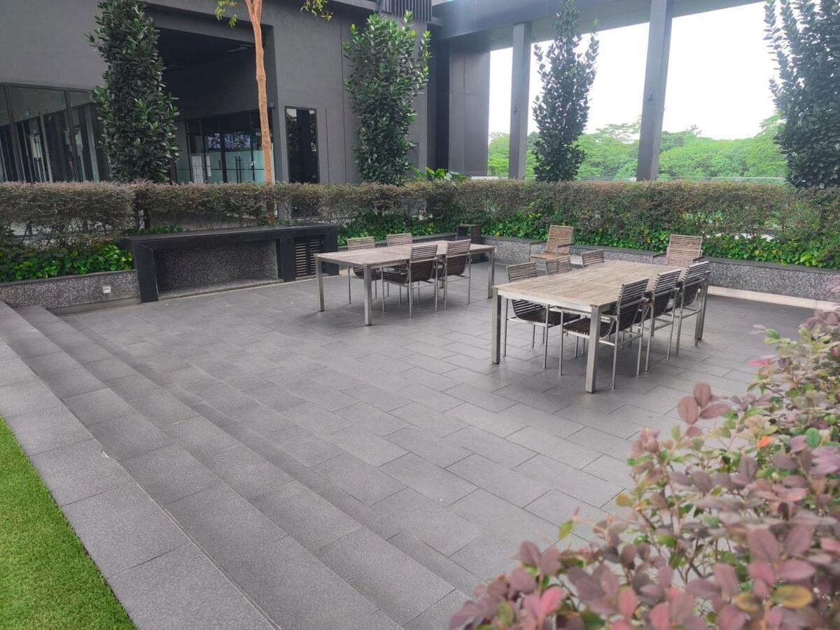 Pangsapuri 6pax 2br Kl118 View 5min To Train Station Kuala Lumpur