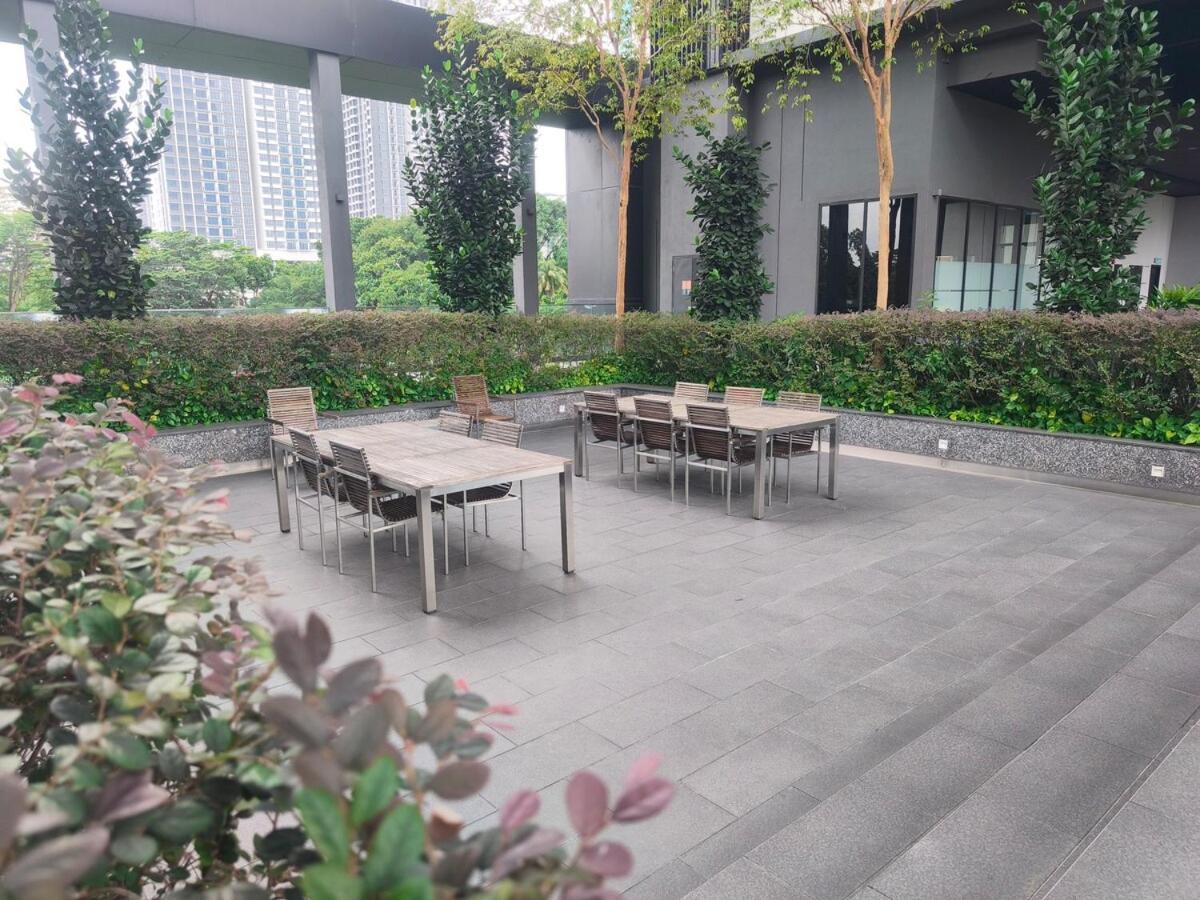 6pax 2br Kl118 View 5min To Train Station Pangsapuri Kuala Lumpur